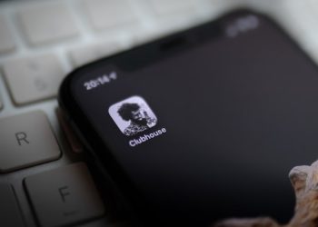 sanzione a clubhouse