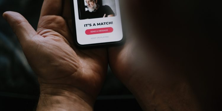 evitare le truffe romantiche