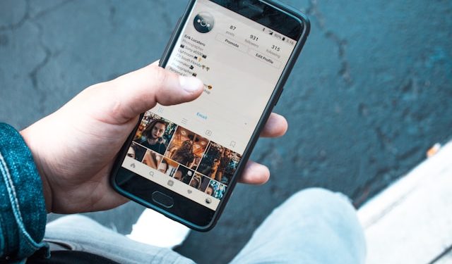 Influencer e content creator: le nuove norme sui contenuti digitali